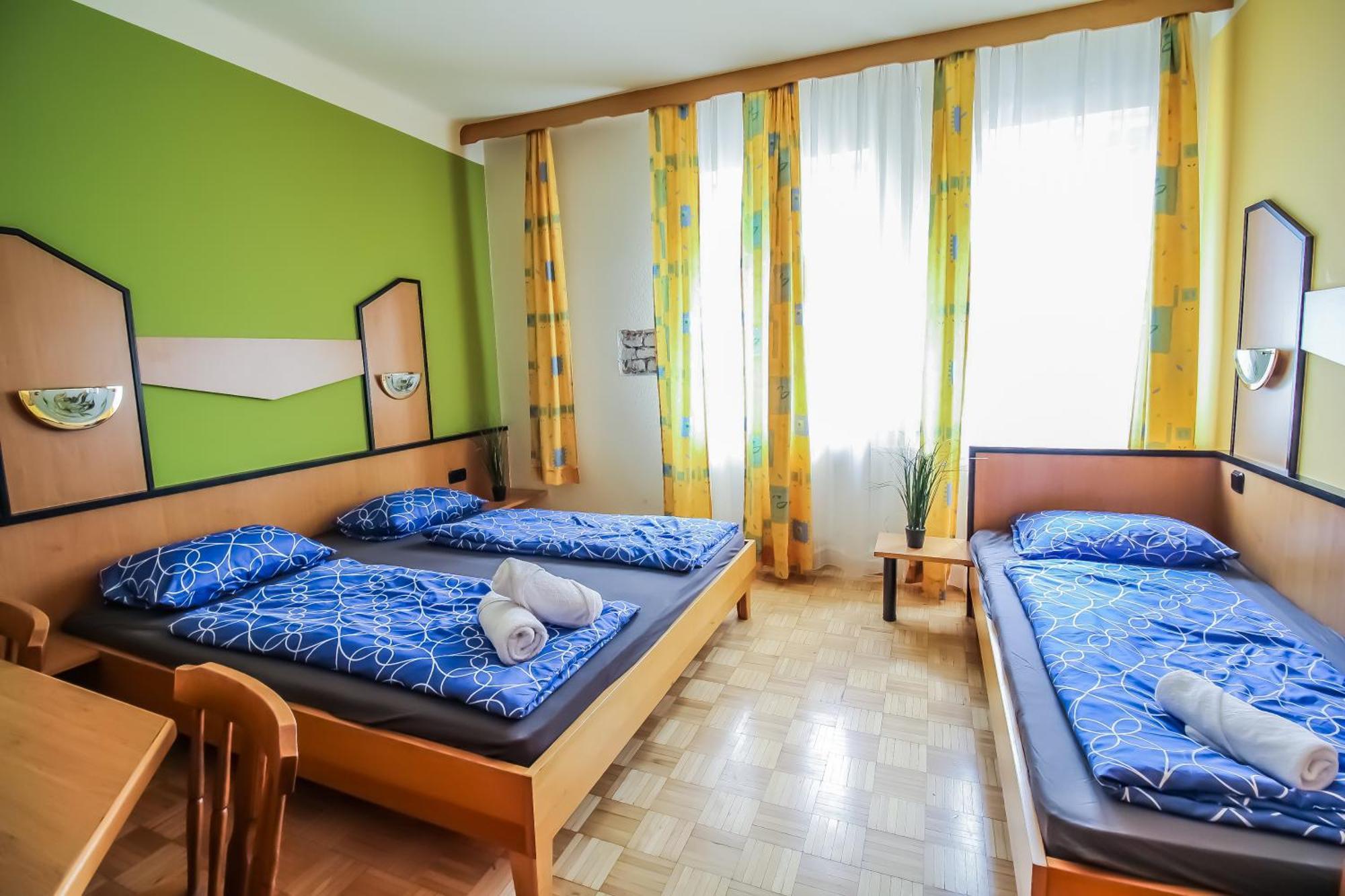 Cozy Rooms - U3 Hutteldorferstrasse Wien Exterior foto