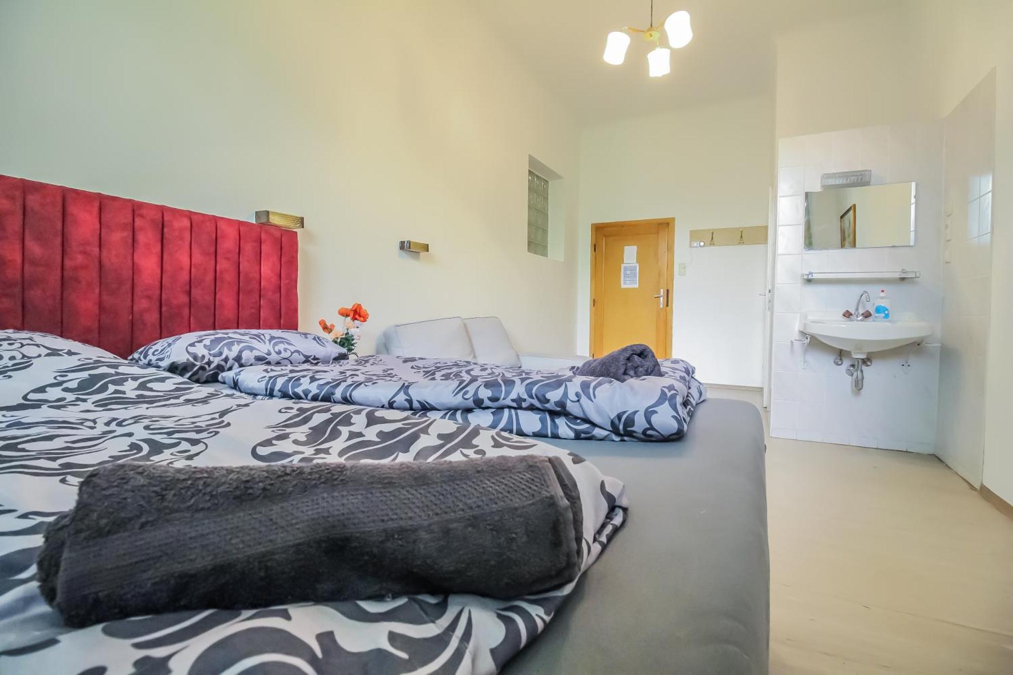 Cozy Rooms - U3 Hutteldorferstrasse Wien Exterior foto