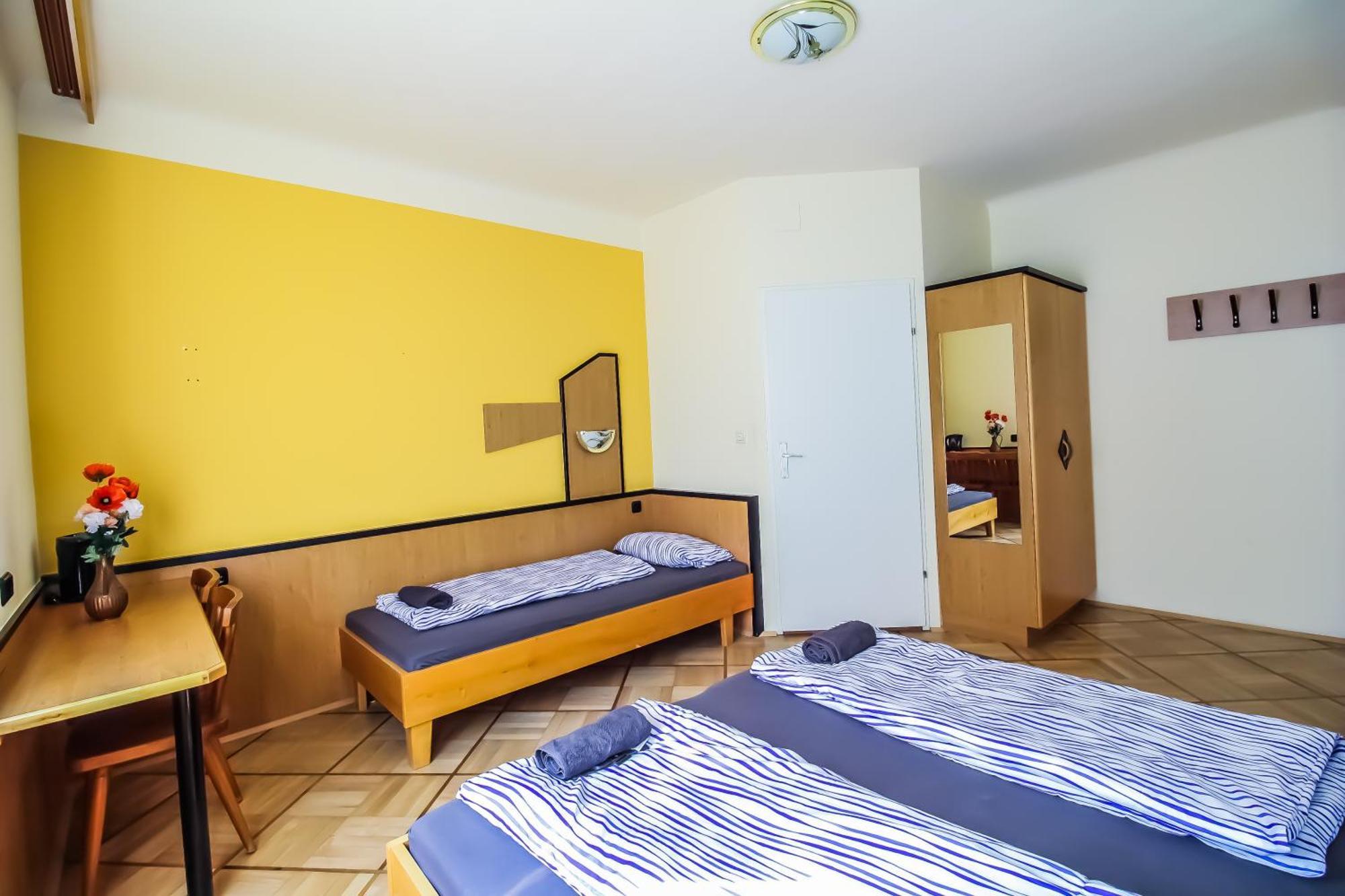 Cozy Rooms - U3 Hutteldorferstrasse Wien Exterior foto
