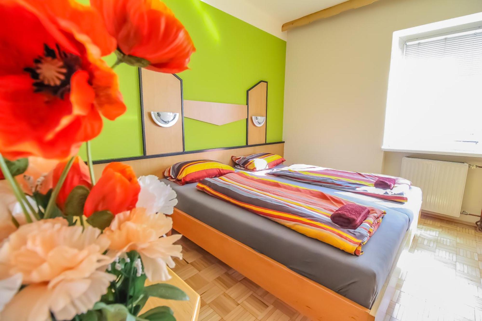 Cozy Rooms - U3 Hutteldorferstrasse Wien Exterior foto