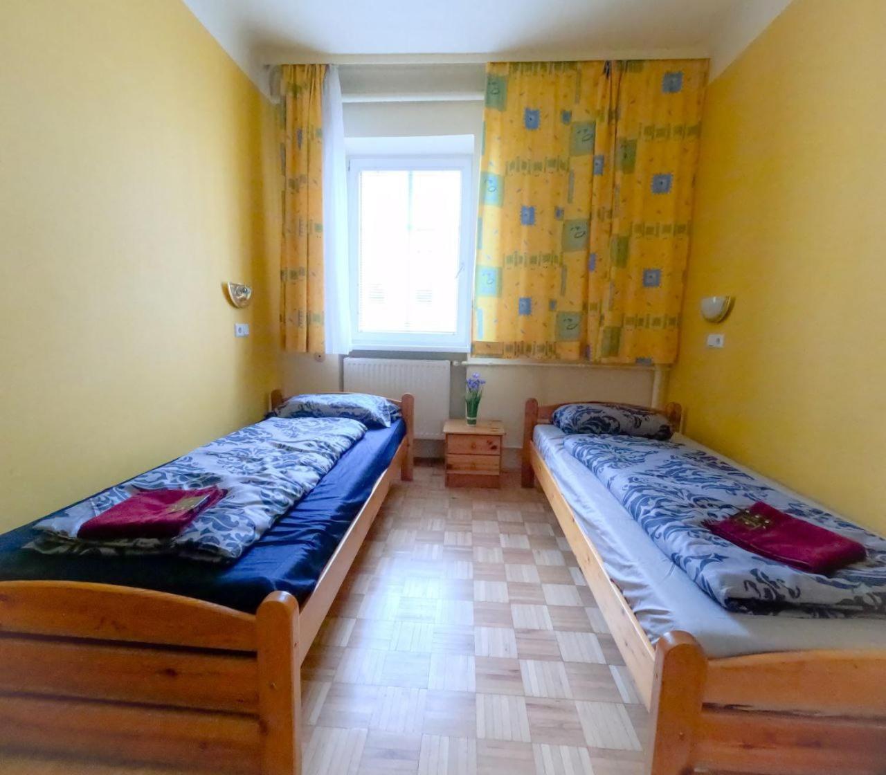 Cozy Rooms - U3 Hutteldorferstrasse Wien Exterior foto