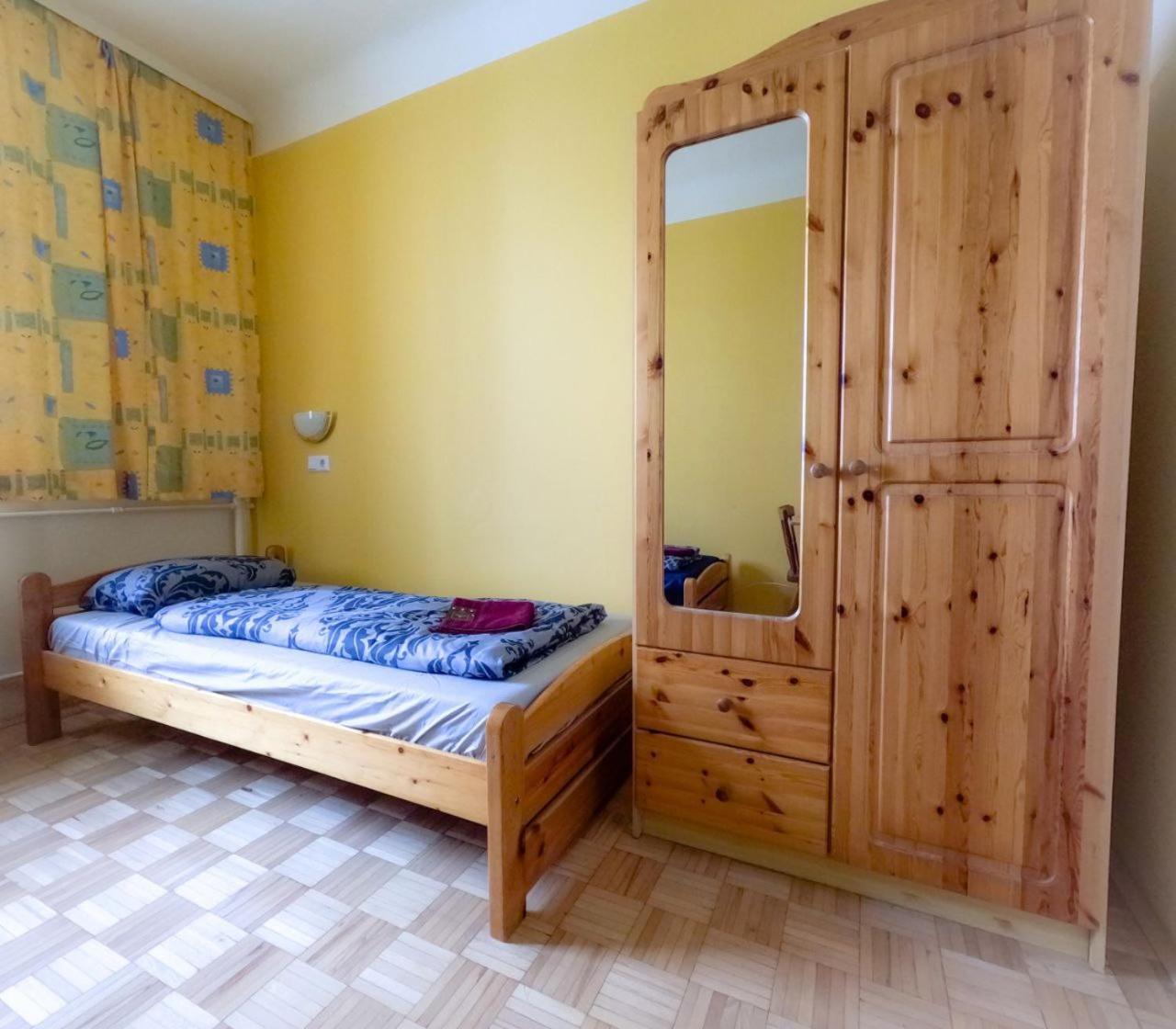Cozy Rooms - U3 Hutteldorferstrasse Wien Exterior foto