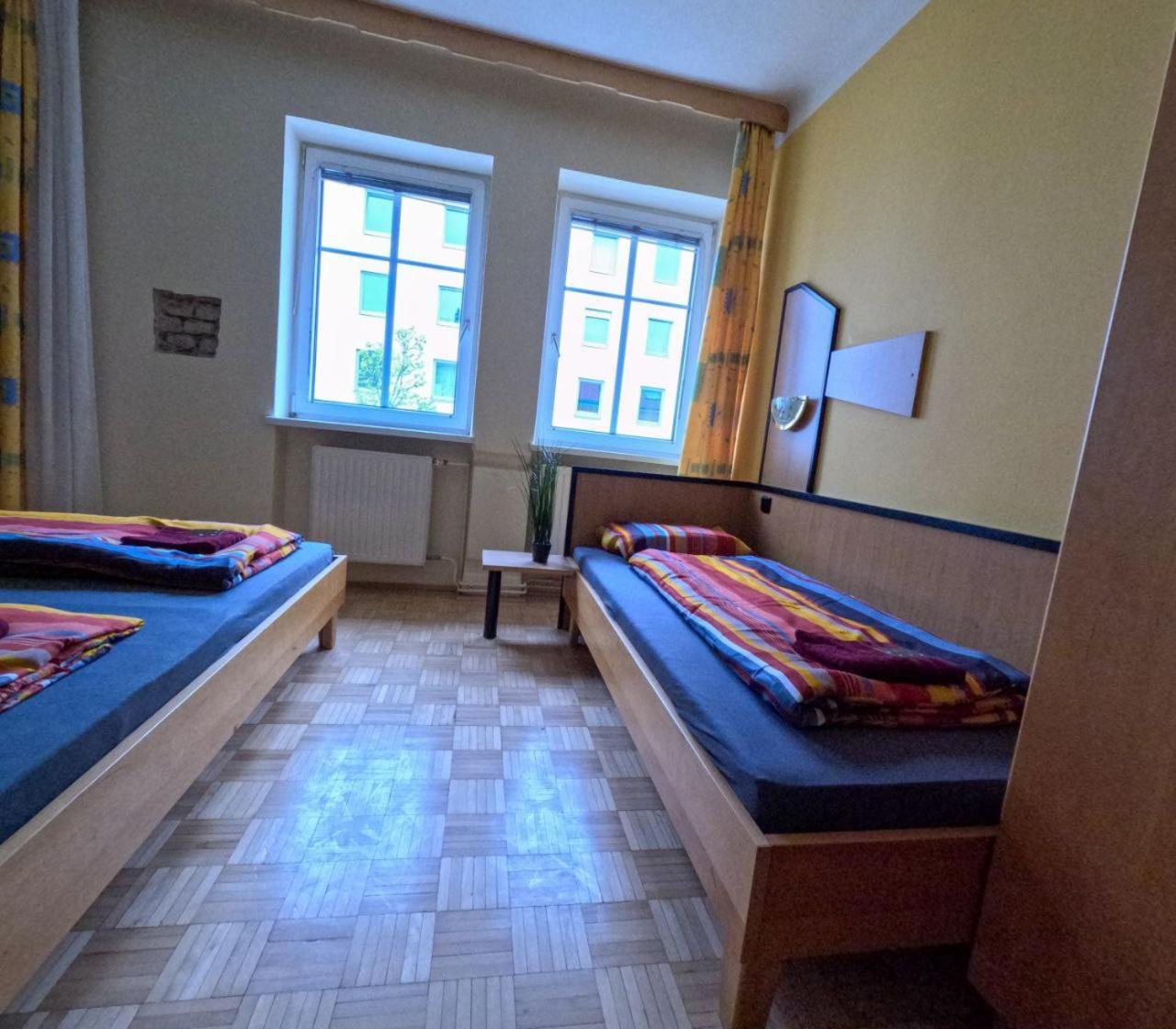 Cozy Rooms - U3 Hutteldorferstrasse Wien Exterior foto