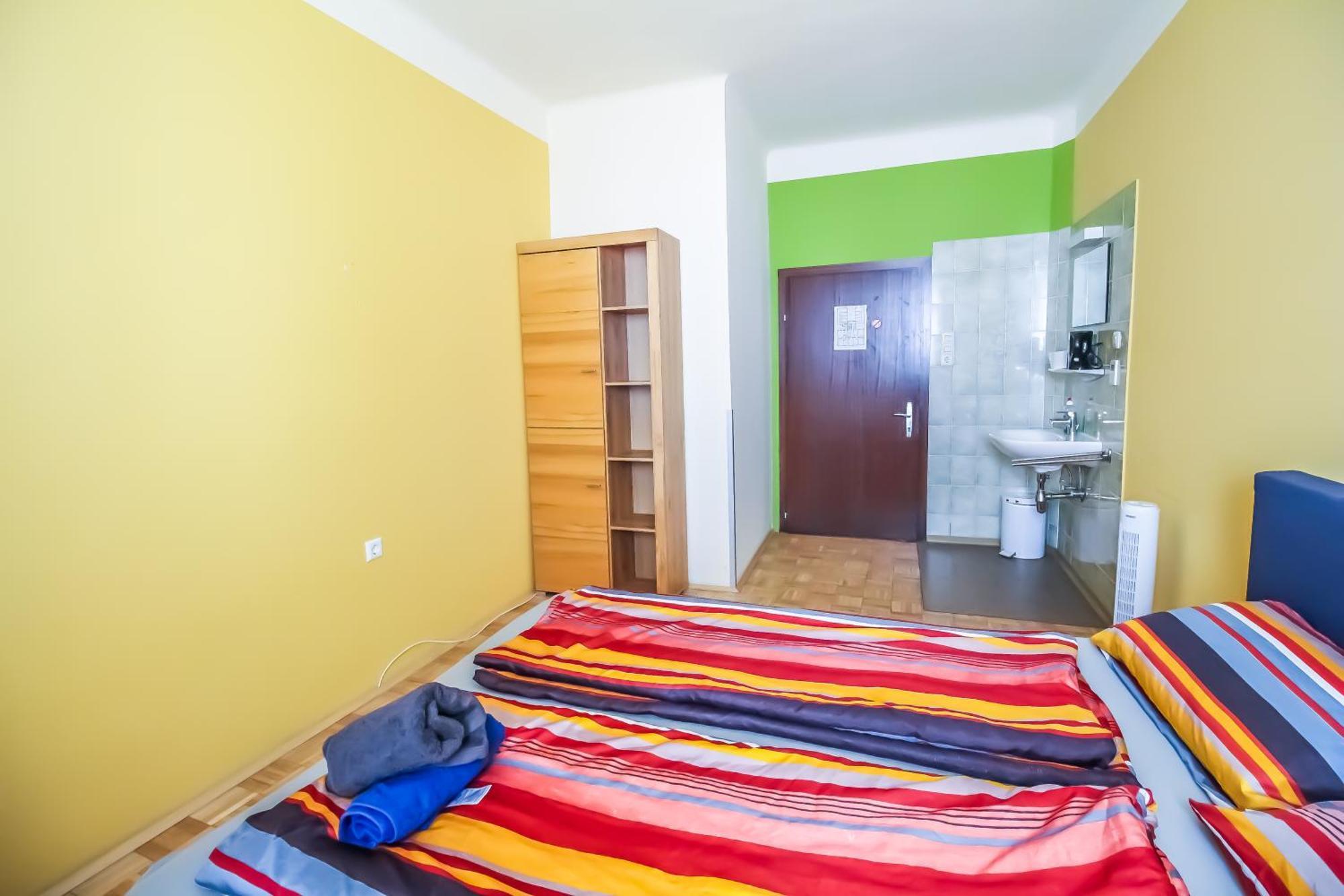 Cozy Rooms - U3 Hutteldorferstrasse Wien Exterior foto