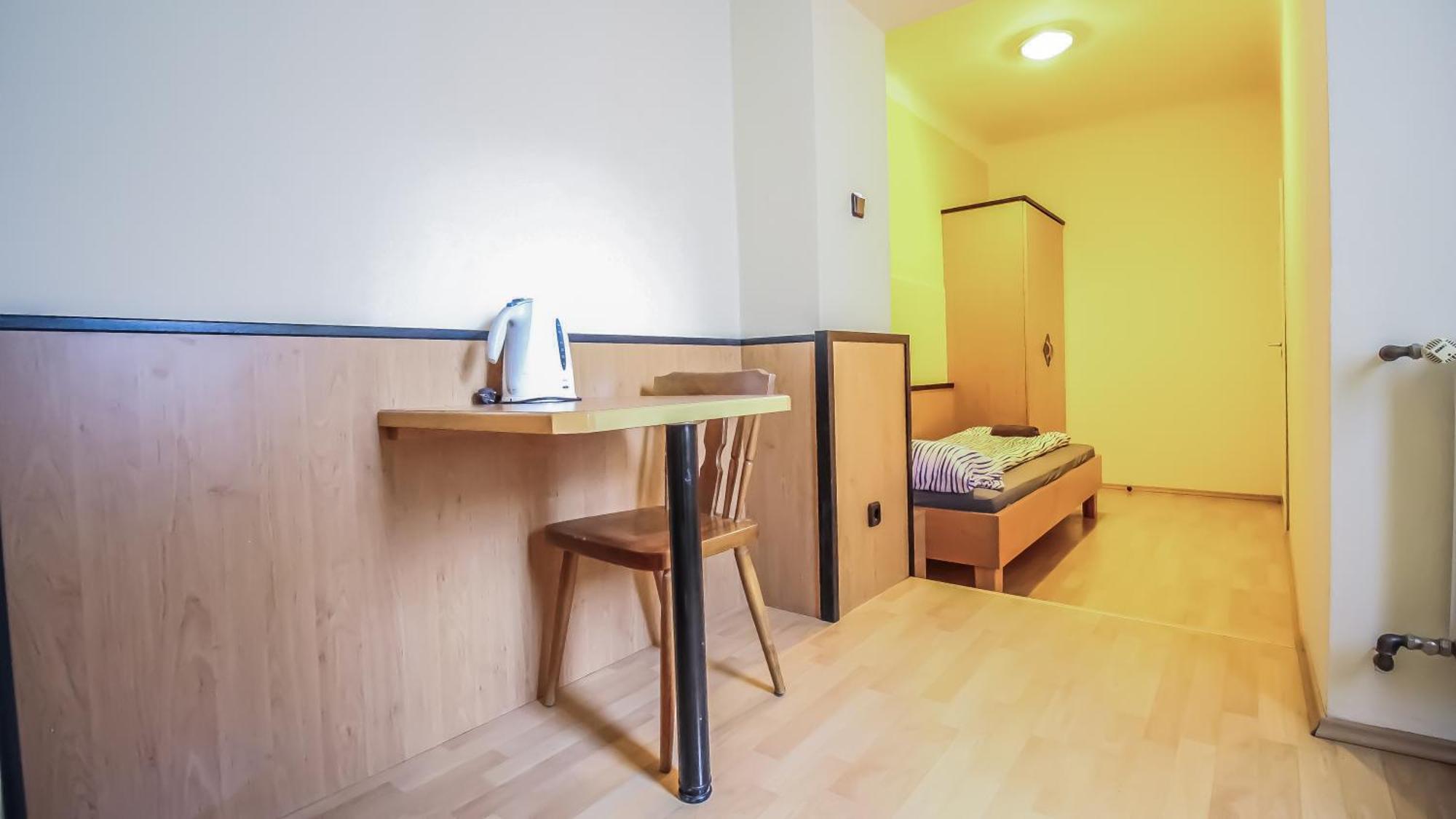 Cozy Rooms - U3 Hutteldorferstrasse Wien Exterior foto
